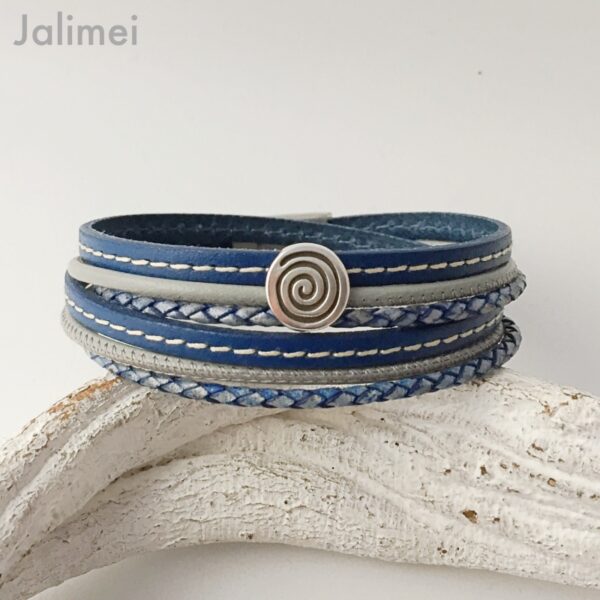 Wickellederarmband mit Spirale blau