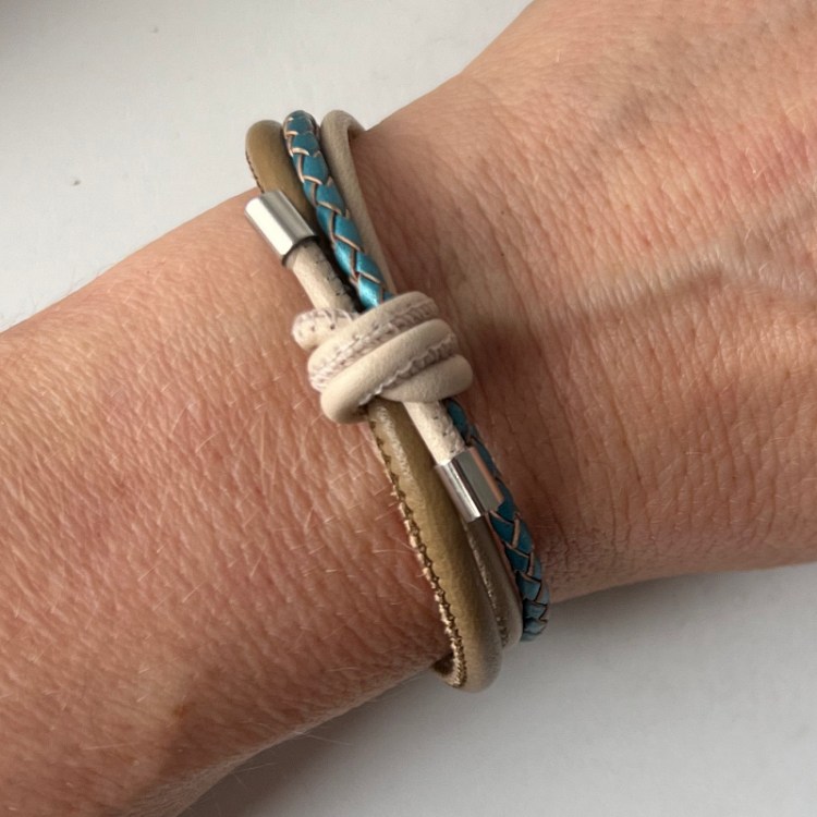 JalimeiLederarmband mit Knoten taupe petrol - Jalimei Jalimei