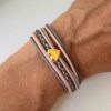 Lederarmband Herzchen Gold in rosa grau