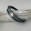 das Lederarmband mit Ethno in blau